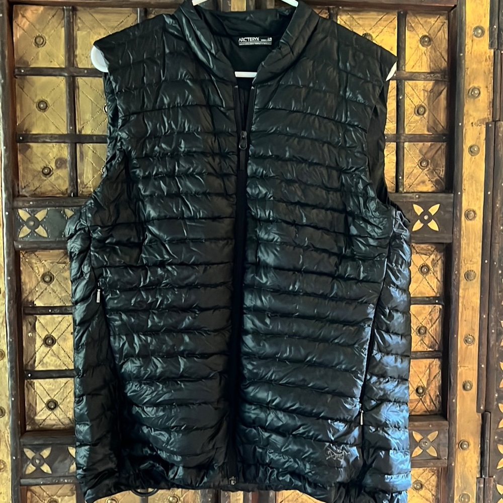 EUC - Women’s Arc’teryx Nexis Down Vest Sz Large